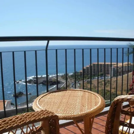 Magos Sunrise - With Sea View Apartman