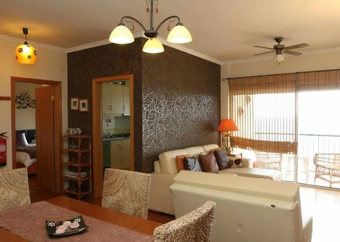 Magos Sunrise - With Sea View Appartamento Caniço